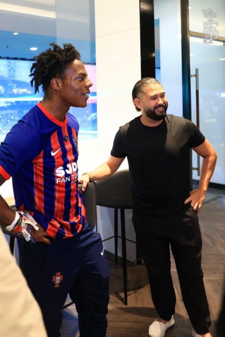 视频|接见美国千万网红IShowSpeed 柔王储:欢迎到我家做客