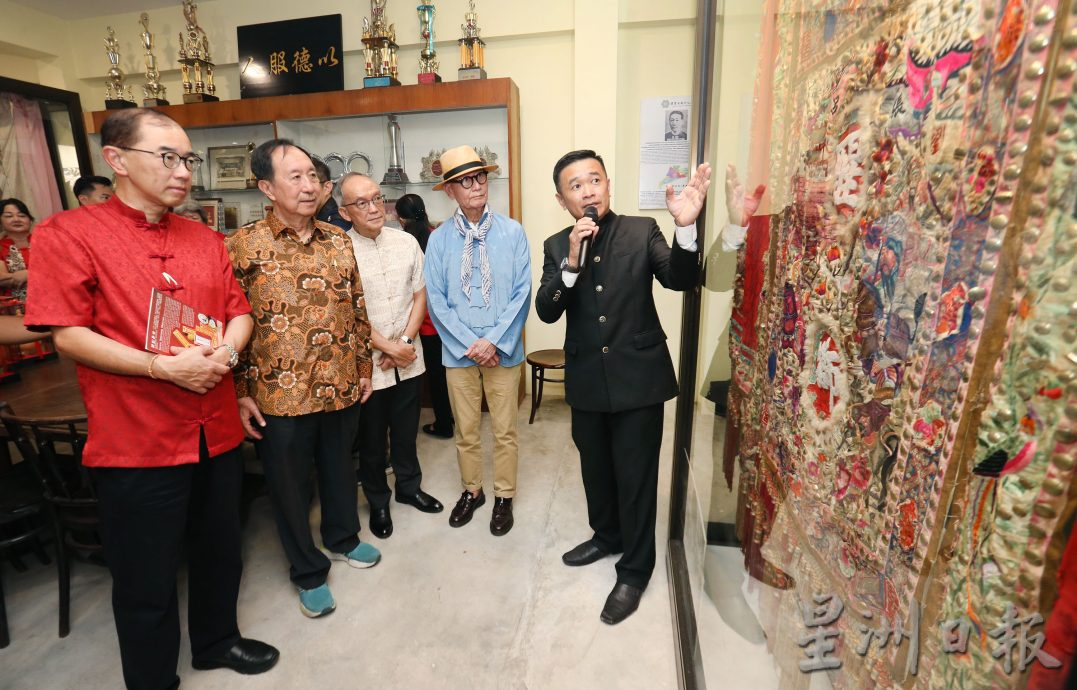 设在霹古冈州公会旧址 全马首个关德兴师傅纪念馆开幕