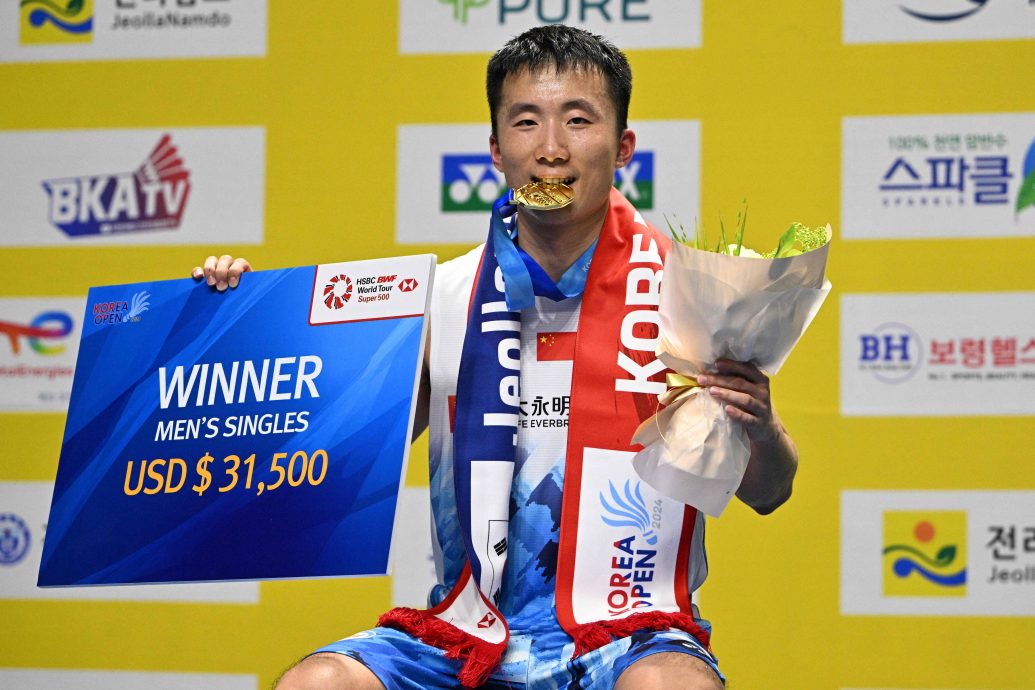 韩国羽球超级500赛|杰蔚首夺500赛级别冠军 陈堂杰:自豪将冠军带回国