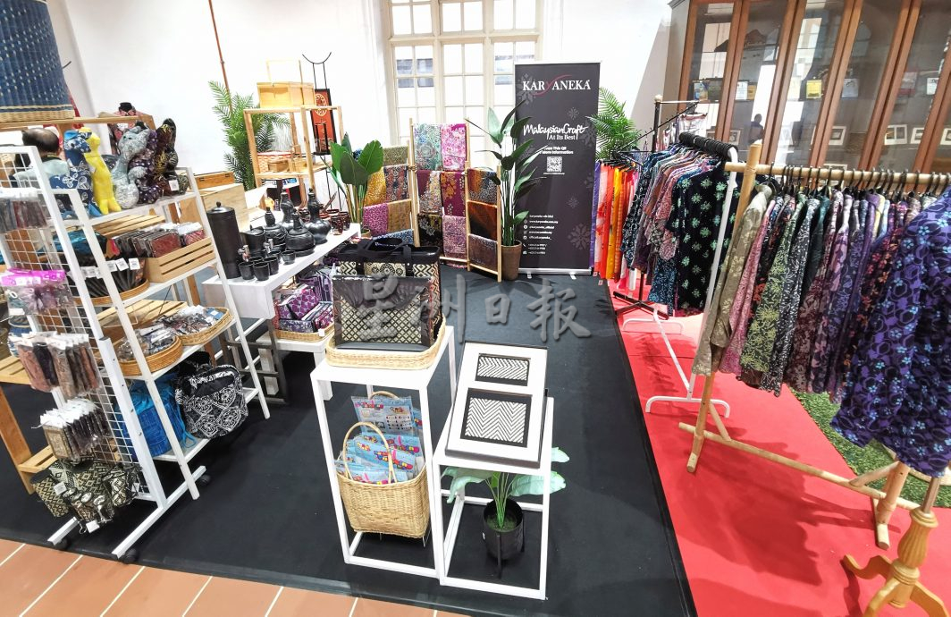 星角摄／芙蓉“白宫”新增了纪念品店