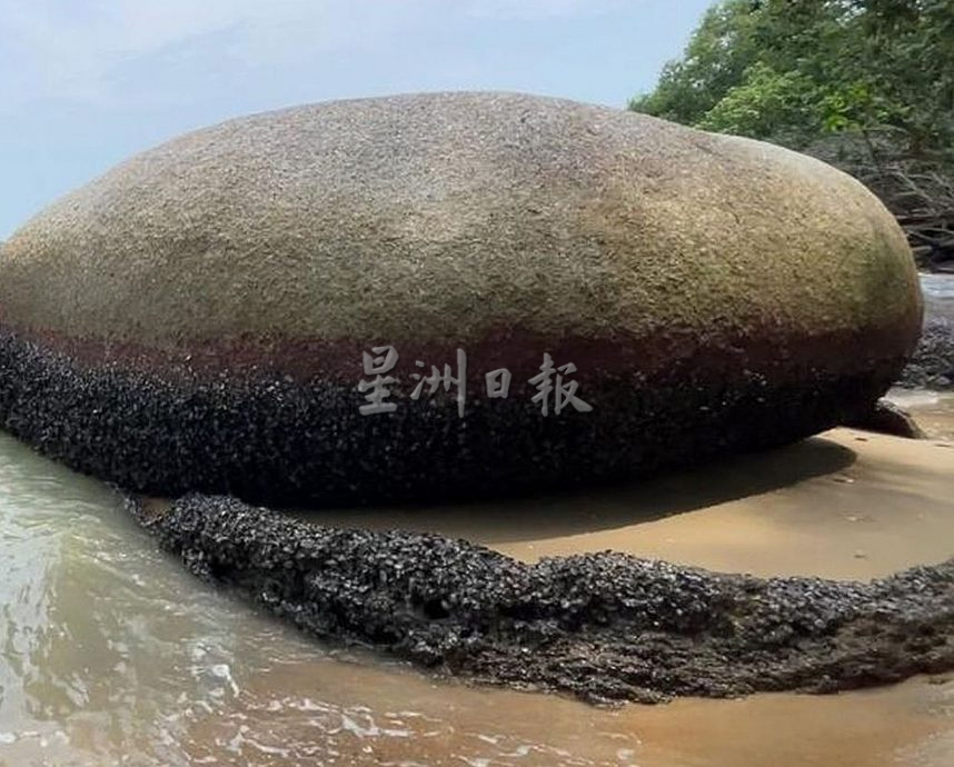 【星角摄】:踏浪观赏“石头世界”