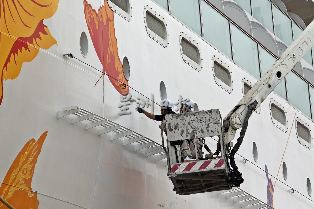 星角摄:烈日下的你们,辛苦了!