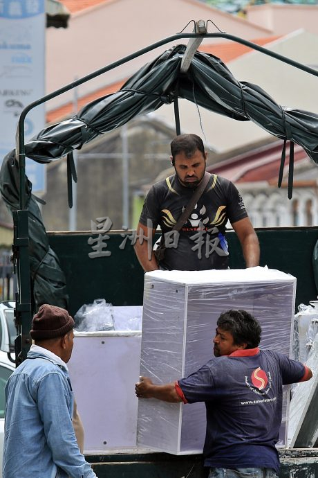 星角摄:烈日下的你们,辛苦了!