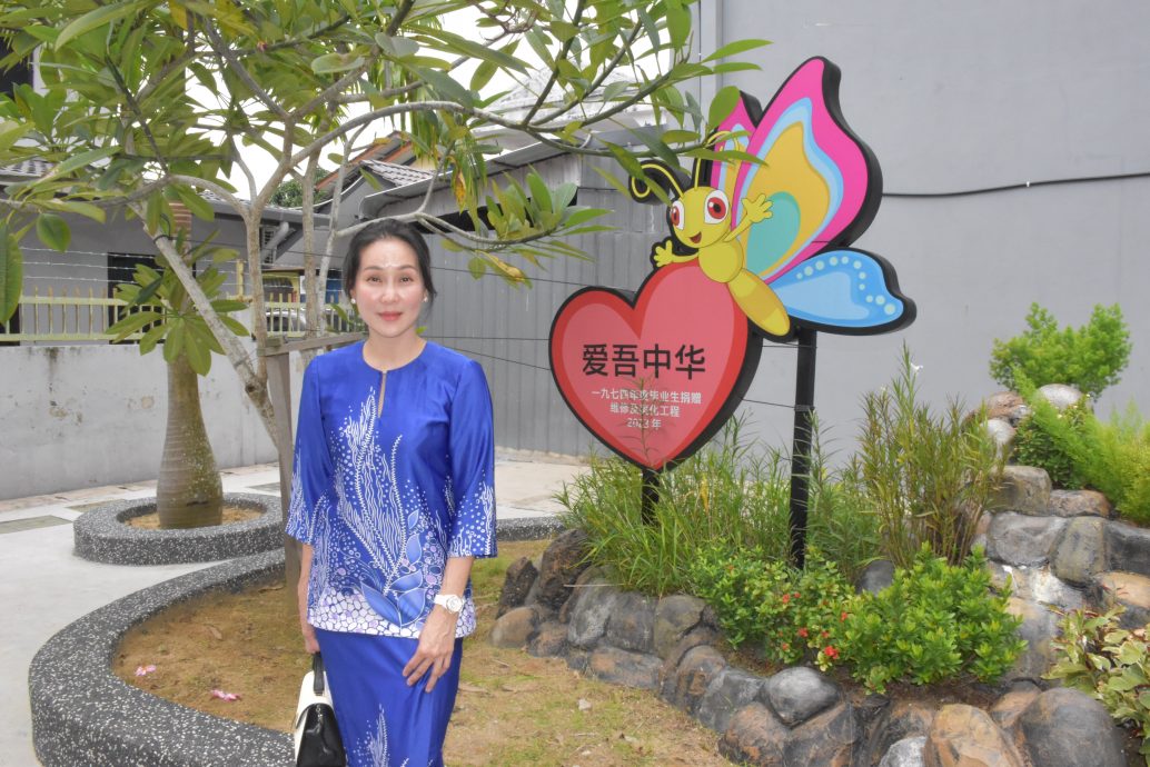 (30/9见报)/大都会/《校园我董》万津中华小学董事长邱明宝