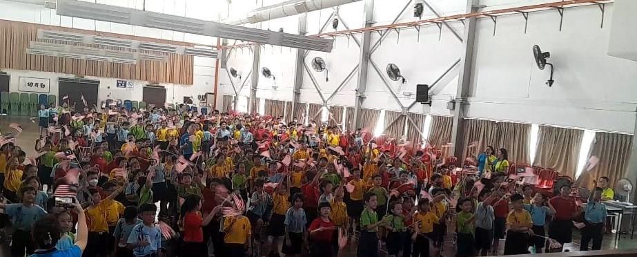 (古城版)平民小学爱国越野赛跑暨国庆庆典