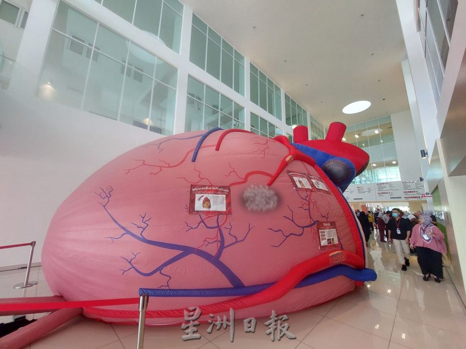 (古城第七版主文)东方医院新增最先进的双平面血管造影技术的第二间心导管实验室