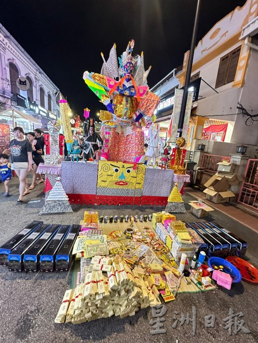 (古城第三版主文)颜天禄冀纳入旅游手册 盂兰胜会成促进文旅发展资源