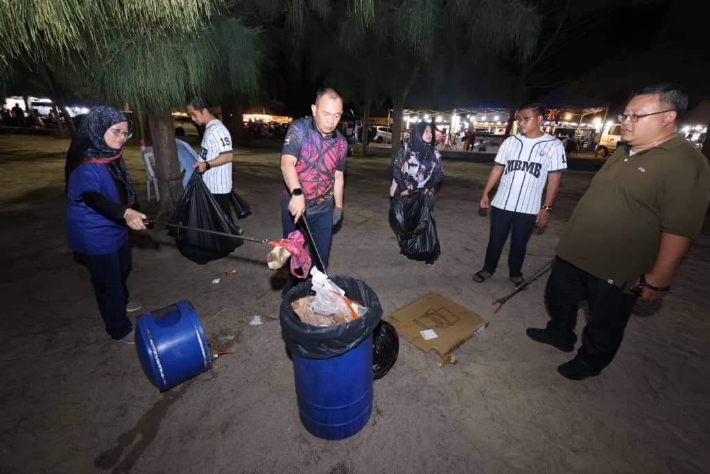 (古城第五版主文)甲市政厅减垃圾桶 教育执法改善古城卫生