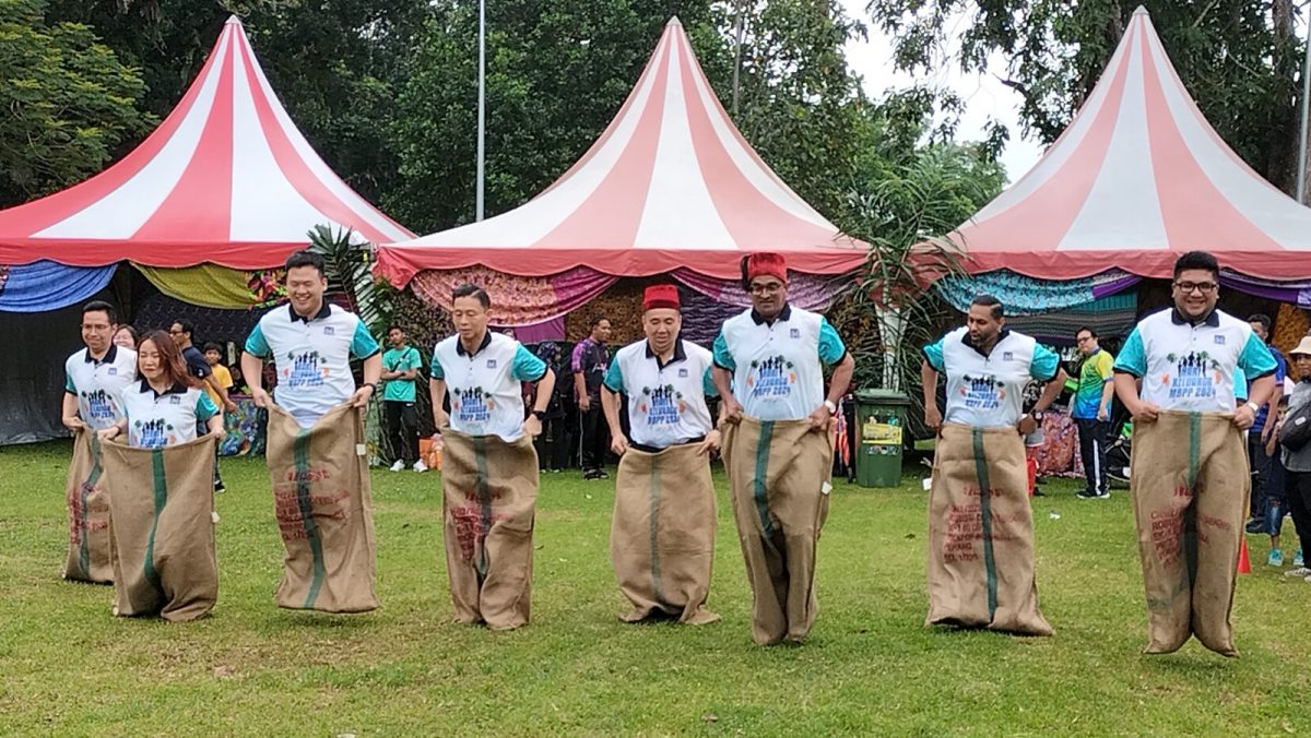(大北马) 植物攀附建筑藏杀机 槟岛市局勒令砍! //主