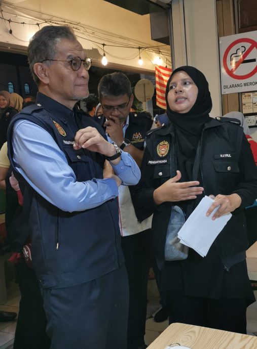 (已签发)全国:卫长:已筛检520万访客,46宗M痘疑似病例皆阴性