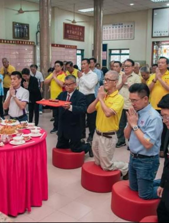 (已签发)柔:【善心美事】紫书阁老医师林惠明 默默服务35年