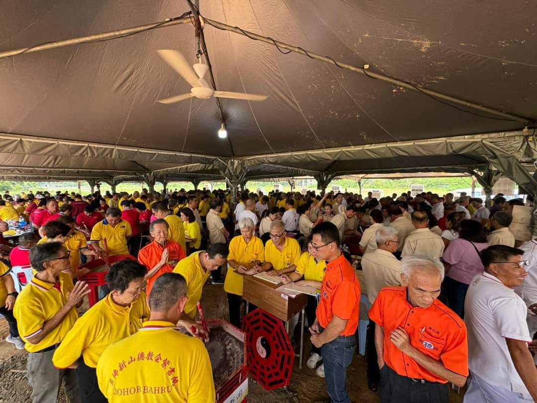 (已签发)柔:【善心美事】紫书阁老医师林惠明 默默服务35年