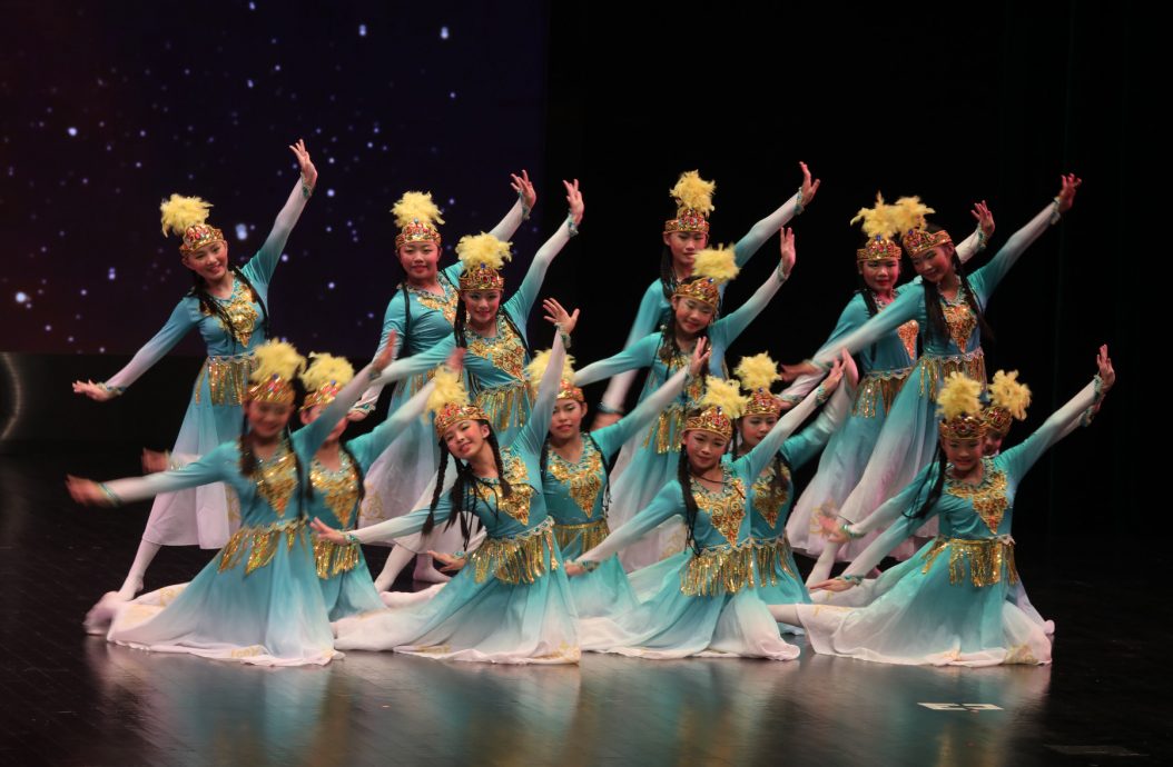 (已签发)柔:**教育版头**首届由南启航 柔华族舞校际观摩赛跳出高水平