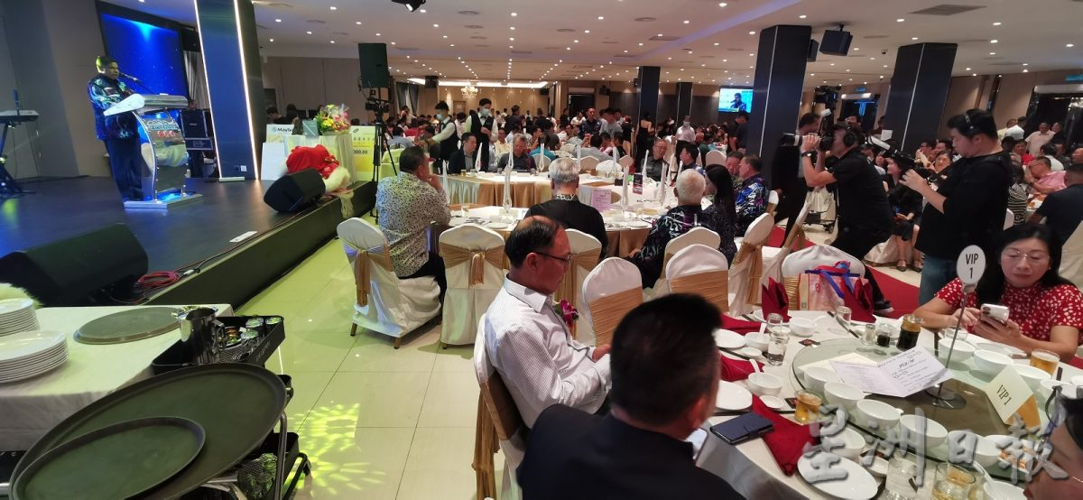 (已签发)柔:柔佛石厂公会爱心年年增长,今年捐2非政府组织7万