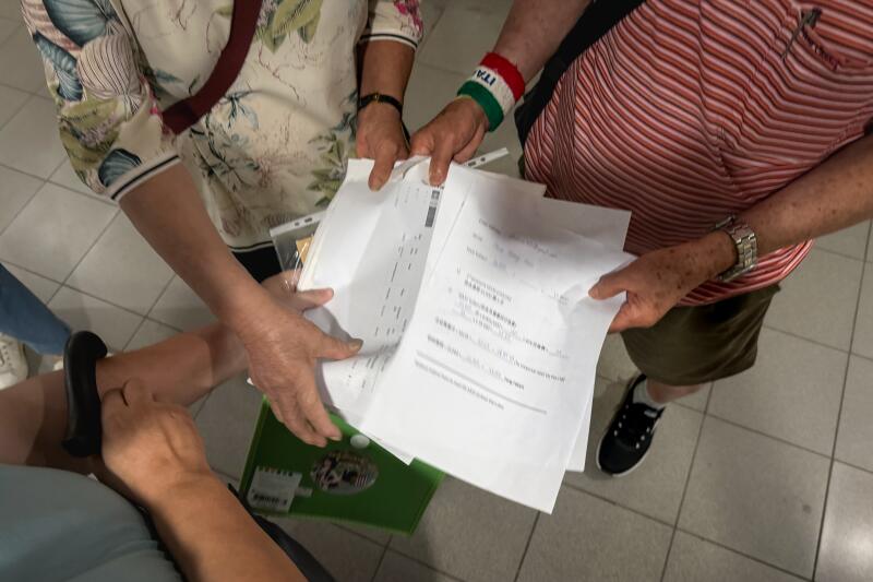 (已签发)柔:狮城二三事:投资琥珀及加密货币 八旬夫妇追不回7万新元养老金