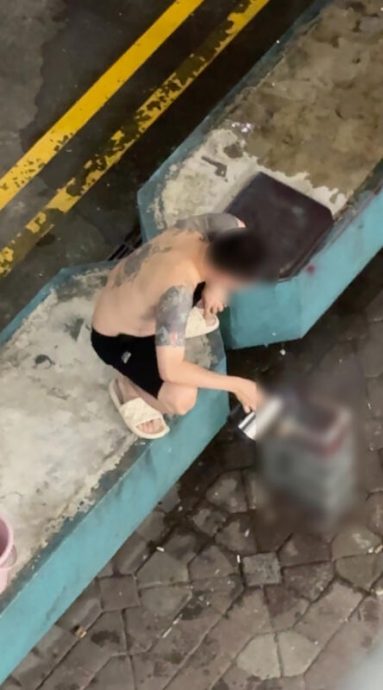 (已签发)柔:狮城二三事:烫死老鼠被轰残忍 店家:无奈之举