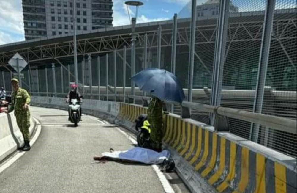 (已签发)柔:狮城骑士越堤新山 失控翻跌复被撞丧命