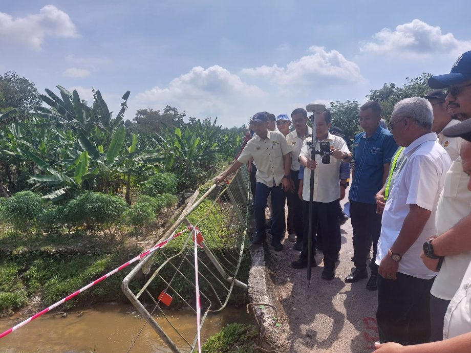 (已签发)柔:连接2甘榜桥梁过窄 阿末马斯兰宣布重建