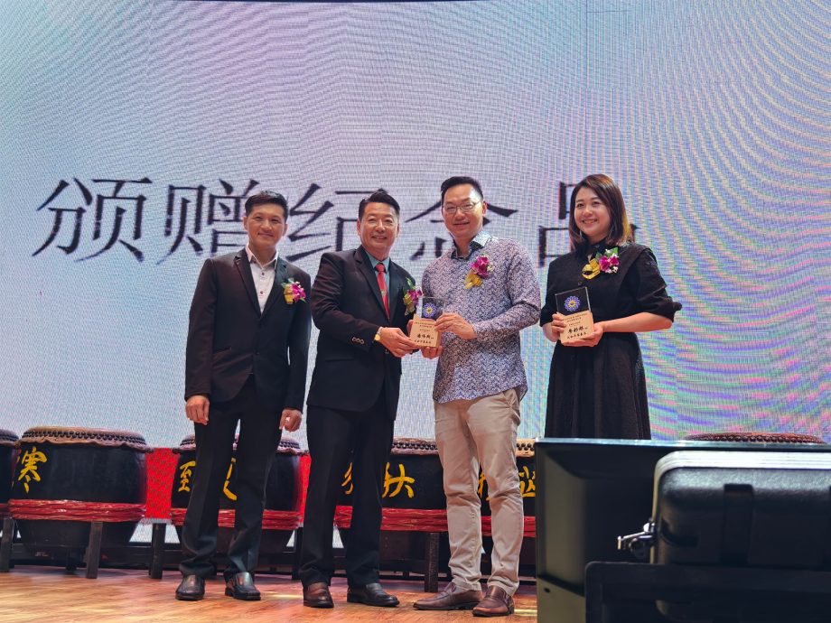 (已签发)柔:陈治年:隆新高铁是否涉利益交换 反映政府施政廉洁透明度
