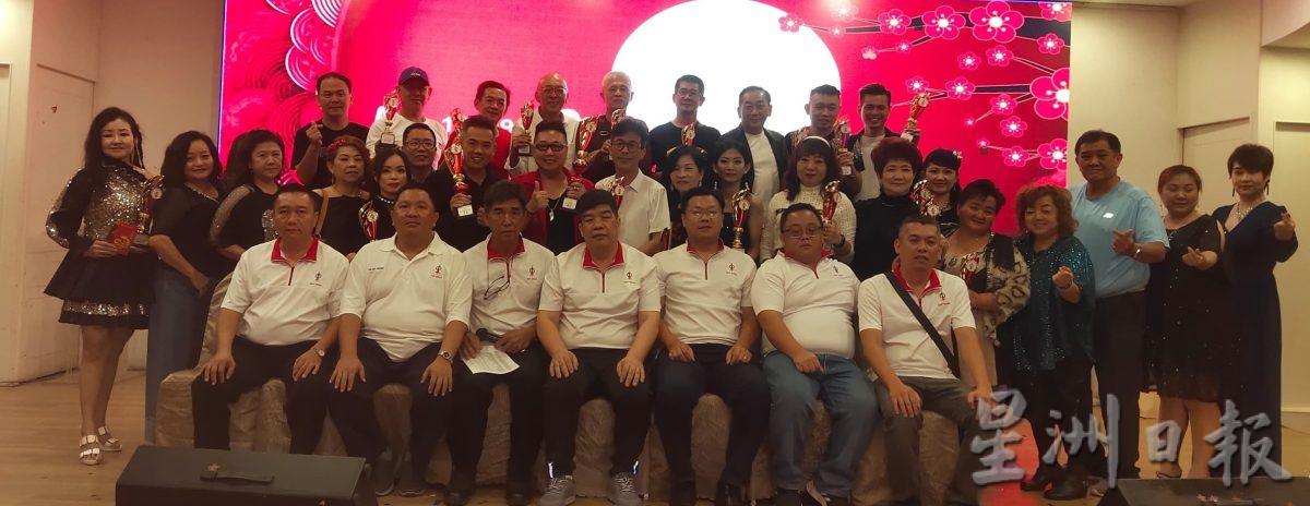 (已签发)柔:颜碧贞促峇市议会,砍伐修剪路旁危树