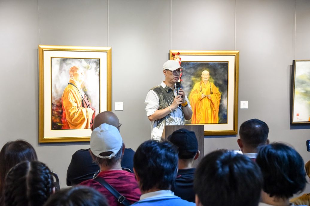 (已签发)柔:黄寿忠《画笔下的多姿多彩》,即日至11月3日新马寺展出