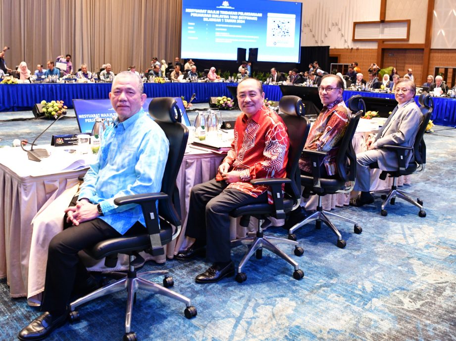 (MA63)4课题悬而未决交沙砂联邦三大巨头决定 法迪拉不予置评沙40%净税收