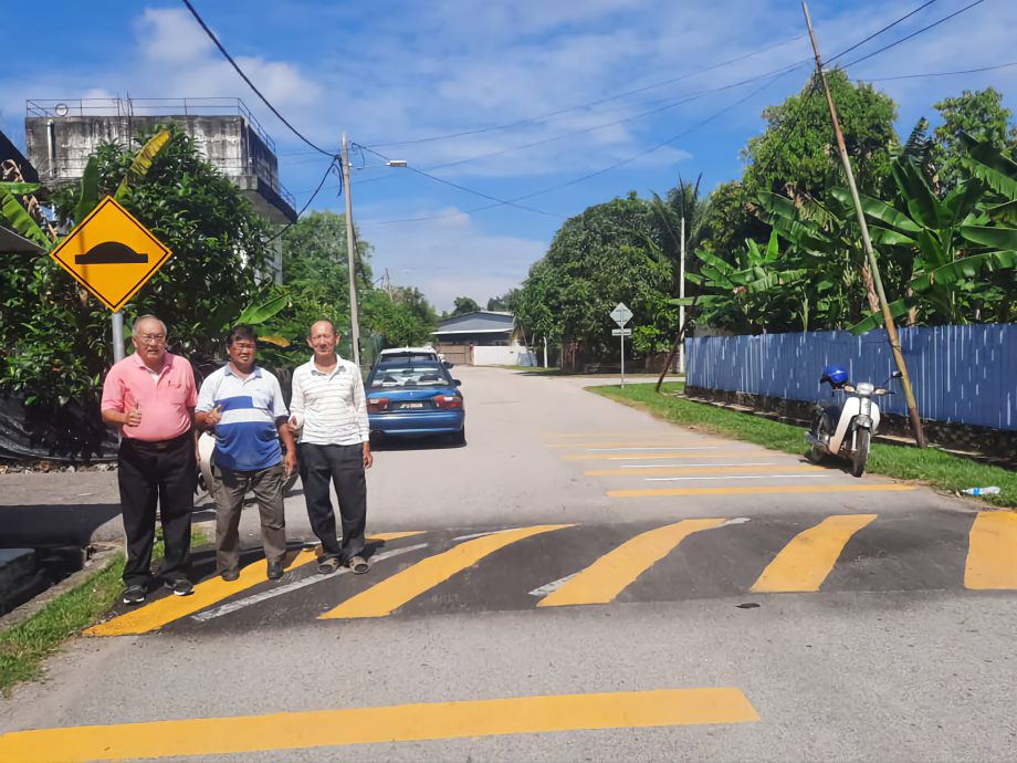 NS晏斗/晏斗金沙村路段建路礅,防止青少年非法飙车