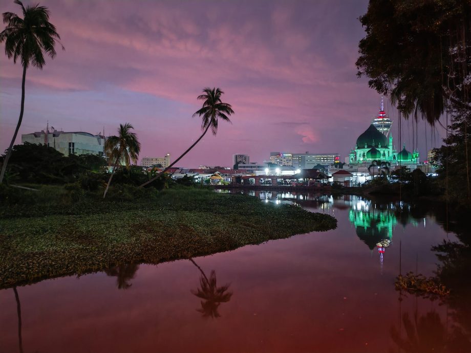 星角摄:晚霞米都,美景如画