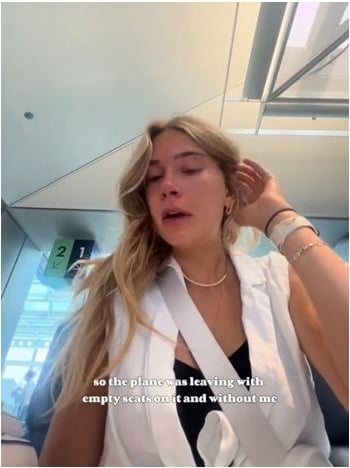 20岁女大生突无法登机爆泪 航空公司CEO霸气出手“商务舱免费搭”