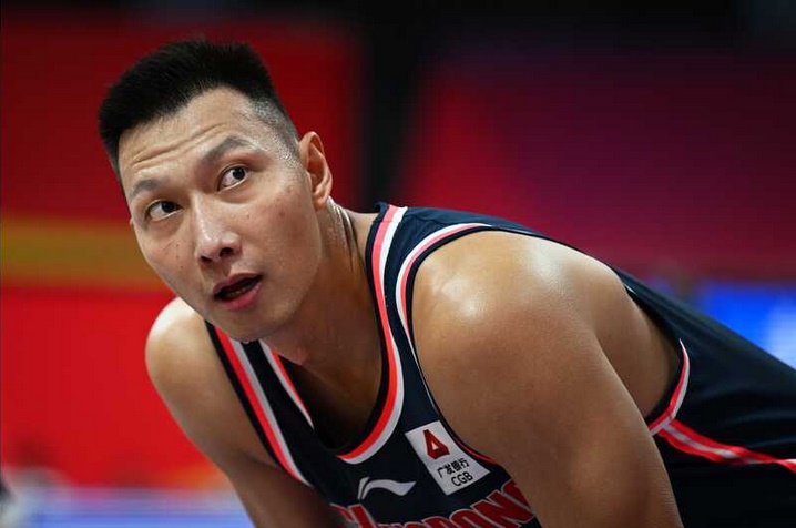 “妓女”真身竟是男的? 易建联被卷入嫖娼风波