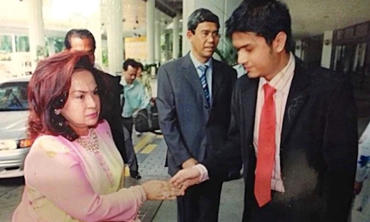 “愿我们不再错乱”罗丝玛长女斩18年婚姻 和平分手