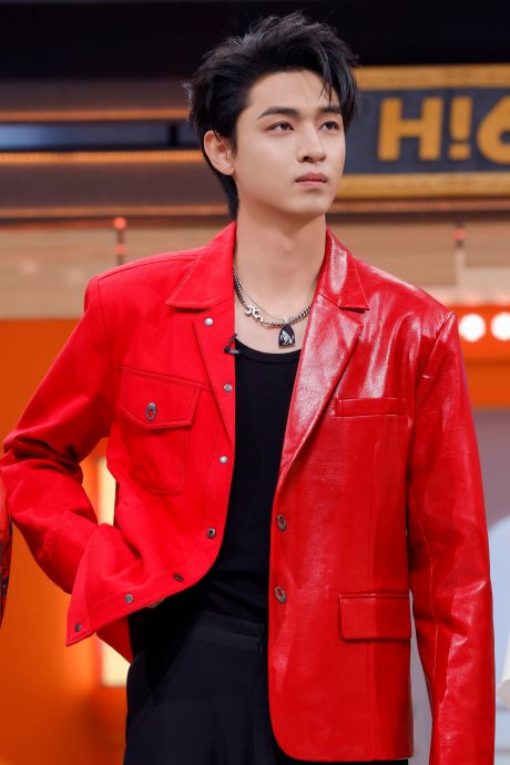 《好六》删镜头更换片头 秦霄贤疑被放弃除名