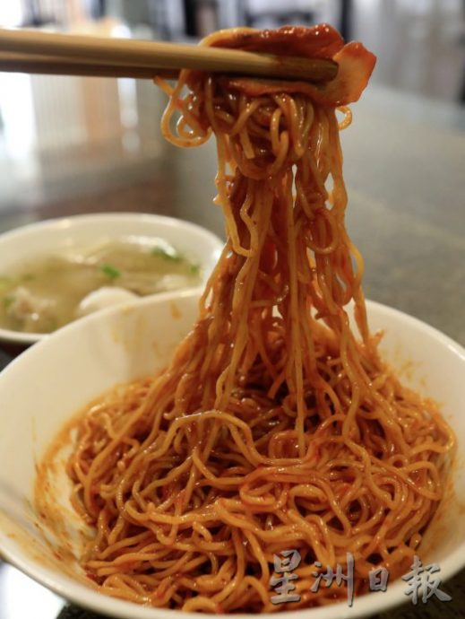 【食谈叉烧/03】笨珍人三代的味道记忆──红叉烧,云吞面的神级配角