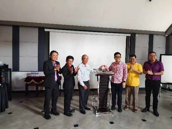 上网(大都会)雪隆董联会新届理事就职 办研习营探讨新时代教育/4图