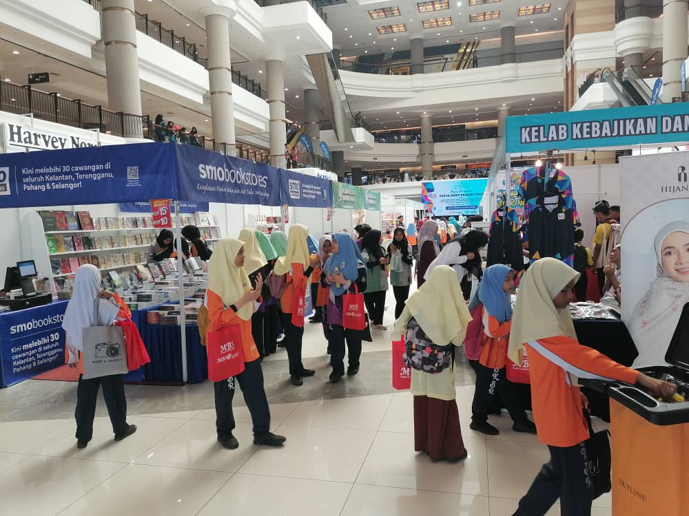 不受数字化趋势影响,彭民众图书馆借书量增长62%。