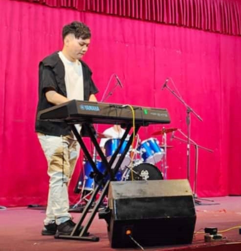 东:丹登星洲日报情义95报庆晚宴将于本月12日(星期六)在哥打峇鲁万丽酒店(Renai Hotel Kota Bharu)隆重举行,筵开近60席,晚宴将在晚上7时30分准时开席。