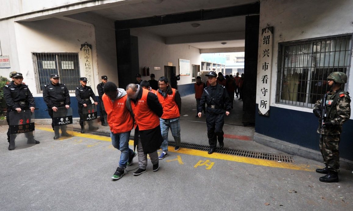 中国看守所爆满 律师:经济压力大、无罪变有罪