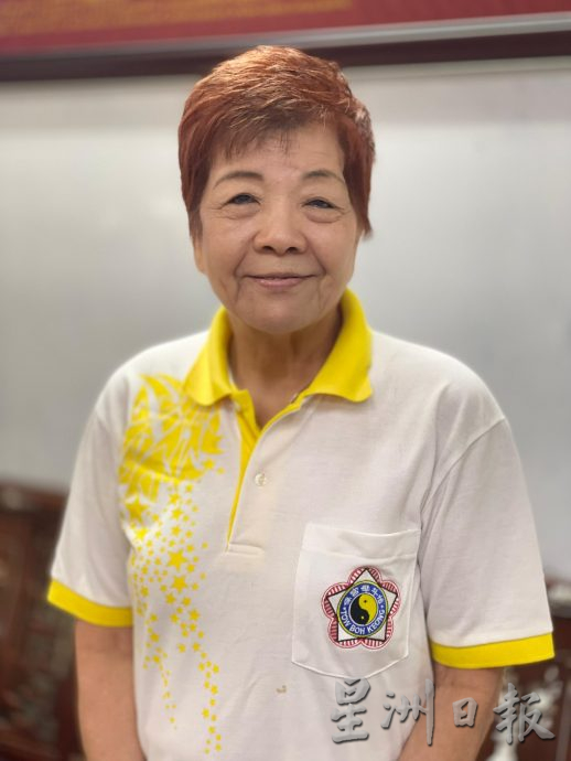 九皇爷诞盛行吃素 素食店档口人气旺