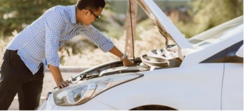 **全国综合(只供网)**:儿花数千翻新旧车却被索回,父扬言:不依就报警