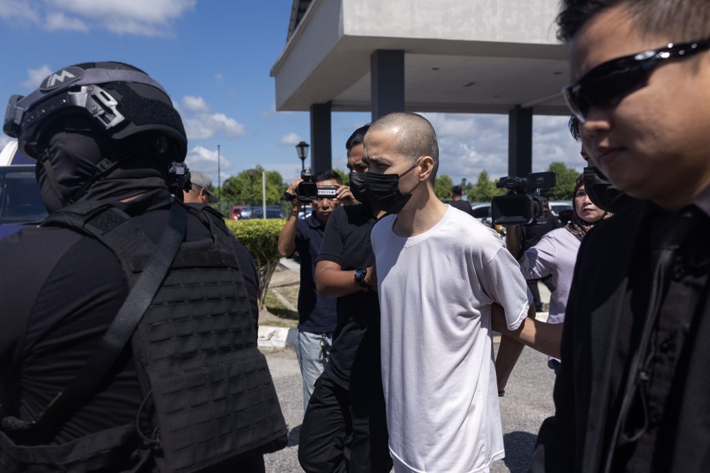 全国:前罪犯因拥有与达伊沙(DAESH)恐怖组织有关的资讯而面对4项控状,哥打峇鲁地庭今日允许将有关案件移至吉隆坡高庭审理。