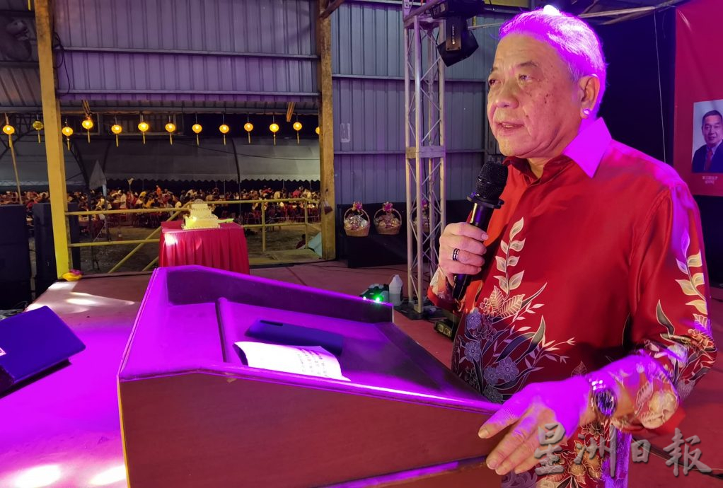 全:华总总会长丹斯里吴添泉忧虑在2025年,拉曼大学(UTAR;优大)和拉曼大学教育基金会需要分割成两个单位,会间接使得需要成为有限公司拥有优大,继而被逼需要纳税,同时强调优大被追税事件原本就不应该发生