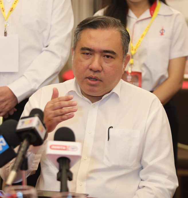 **即时国内(先供纲)**全国:不曾向柔政府“乞讨”官职,陆兆福:行动党当官不需要人家施舍