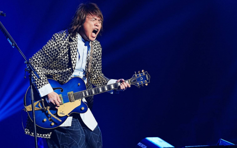 叶珂批伍佰歌“猥琐” 网气炸:没文化别装高级