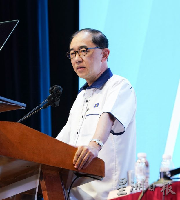 回应玻中不谙华语校长事件 马汉顺:当时无符资格华裔接棒