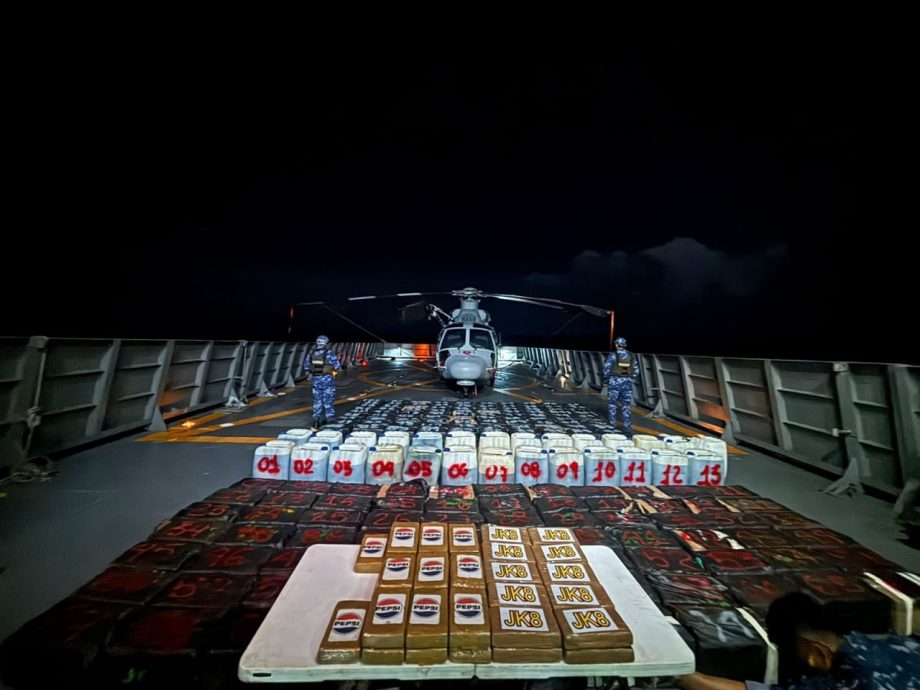 墨西哥海军:西岸太平洋海域查获8.3吨毒品创纪录