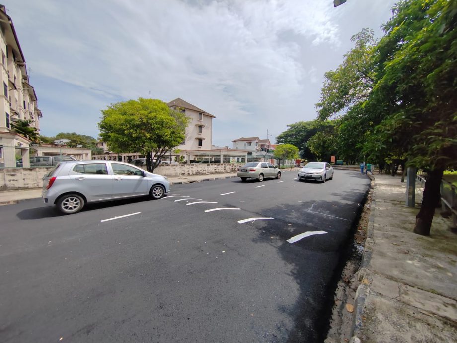 (大北马)斯里里蒙花园地陷事件:道路全面修复,居民感谢但仍心存疑虑