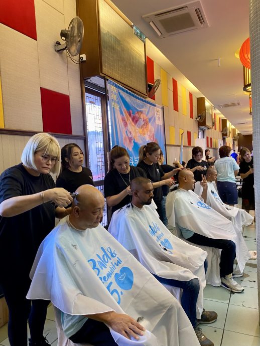 大都会/ME04头/光头与美5.0巴生终极站 国州议员与联办单位齐落发