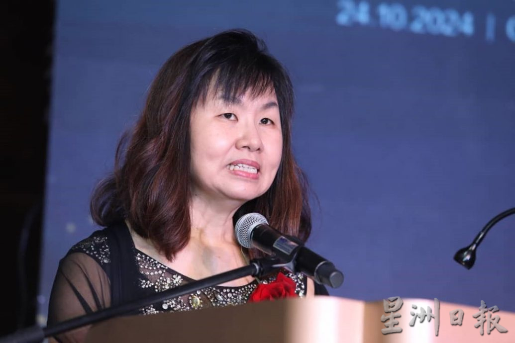 大马华人楷模推介暨腾飞星企表彰之夜// 张聪:AI新兴技术重塑格局 企业创新才能成领头羊