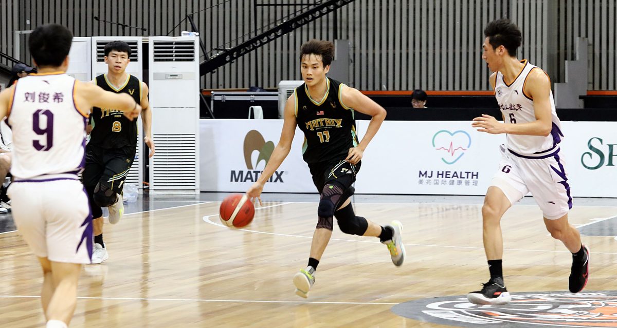 大马国际篮球邀请赛|赛后90度鞠躬谢场赢掌声 上海交大擒南虎封王