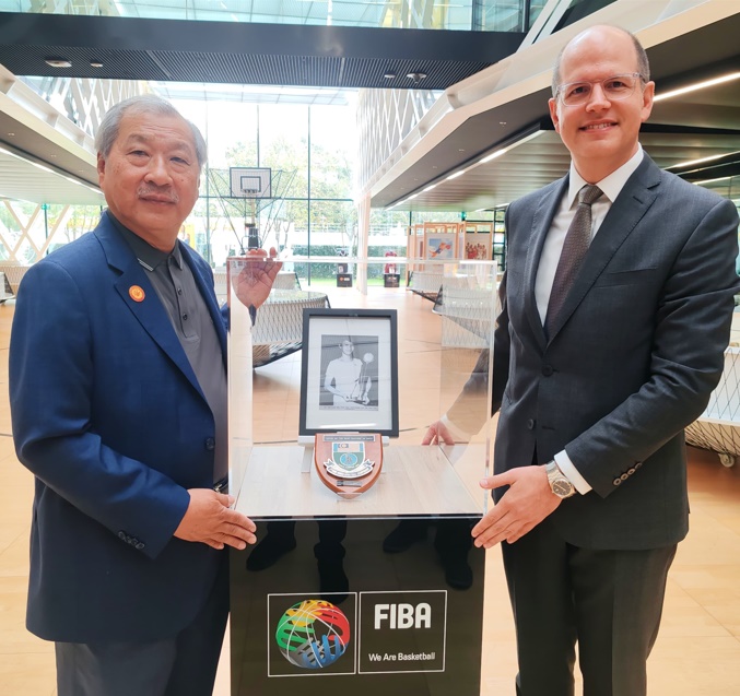 大马篮总代表团访国际篮联总部| “她嫁给了篮球” 大马传奇吴春仪永存FIBA